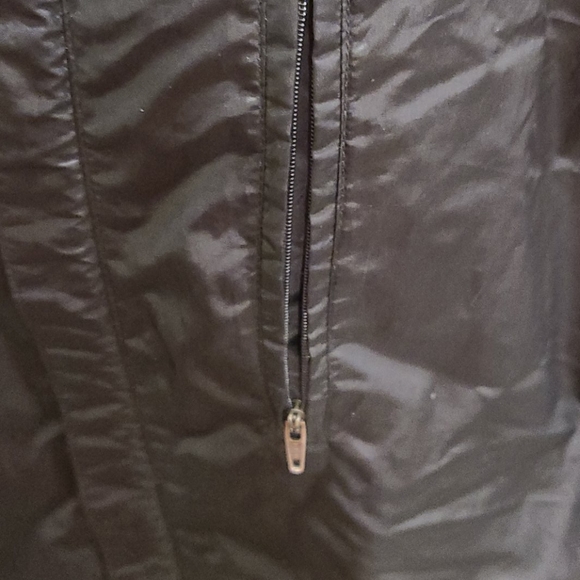 Club Monaco blk nylon/,polyester outdoor vest - Picture 2 of 9